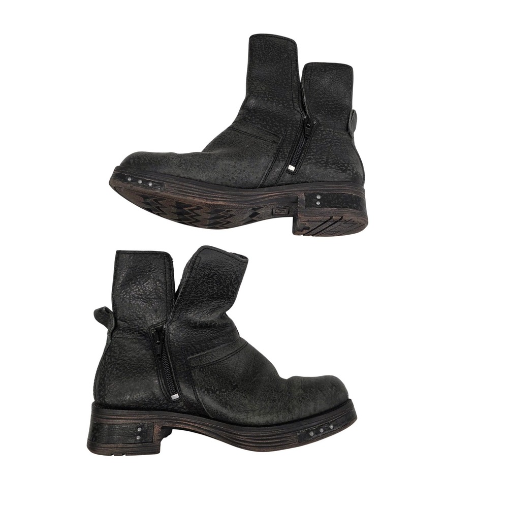 Caterpillar CAT Womens Black Leather Ankle Boots P309113 Distressed Studded 7